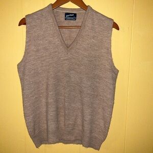 Vintage Puritan Lamb Blend Vest!